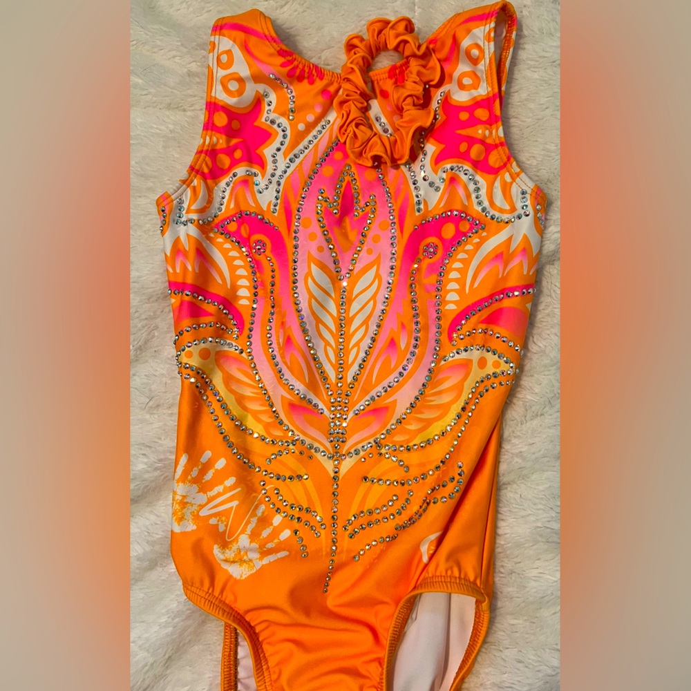 CW AXS leotard